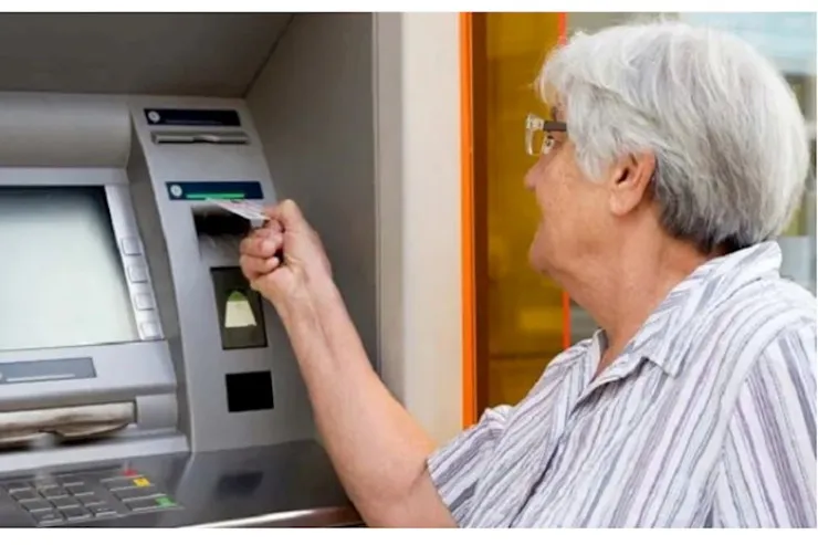 Pensiya alanlara ŞAD XƏBƏR:  pullar bu tarixdə köçürələcək 