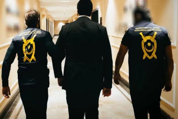 Bu gün həbs edilən 7 gömrükçünün ADLI SİYAHISI 