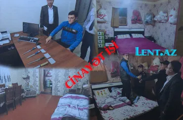 Anasını sevgilisi ilə...