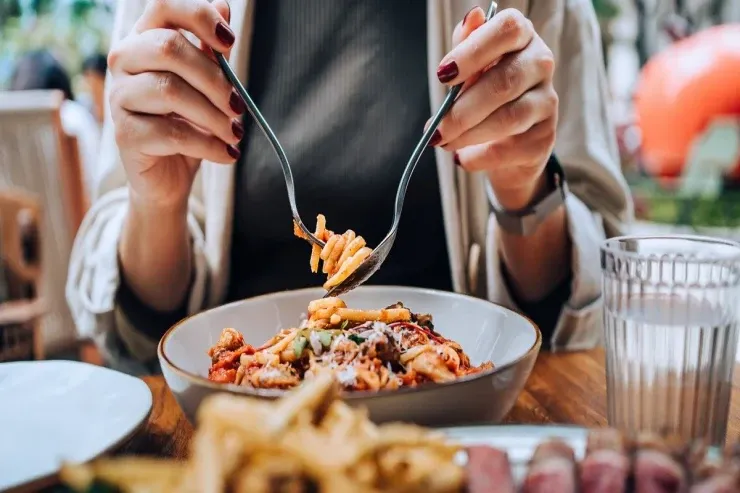 Niyə qışda daha çox aclıq  hiss edirsiniz? - Dietoloqun CAVABI 