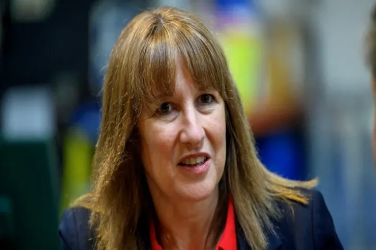 Reyçel Rivs, Böyük Britaniyanın maliyyə naziri Reyçel Rivs