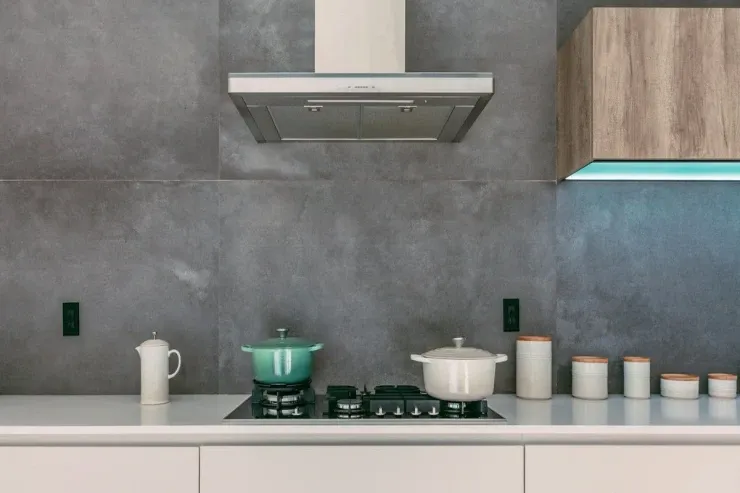 Qışda mətbəxdə rütubət və nəmişliyi  aradan qaldırmaq üçün 3 sadə  addım