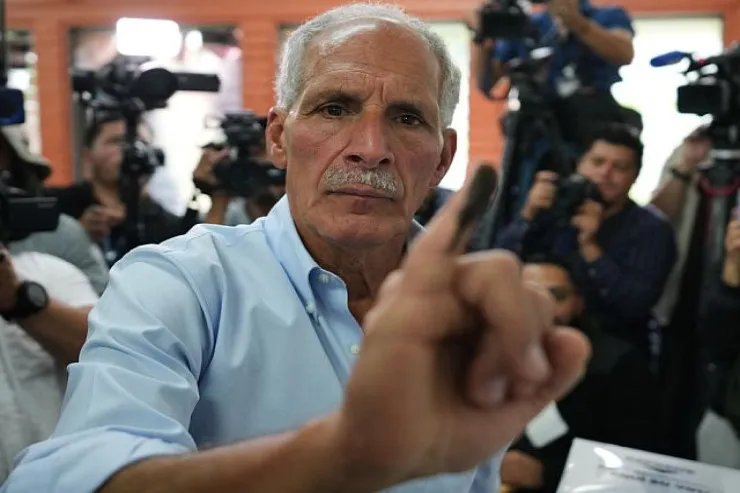 Fələstinli bu siyasətçi Amerika ölkəsində  prezident oldu