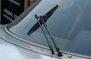 Şüşə silənləri nə qədər tez dəyişdirilməlisiniz? 