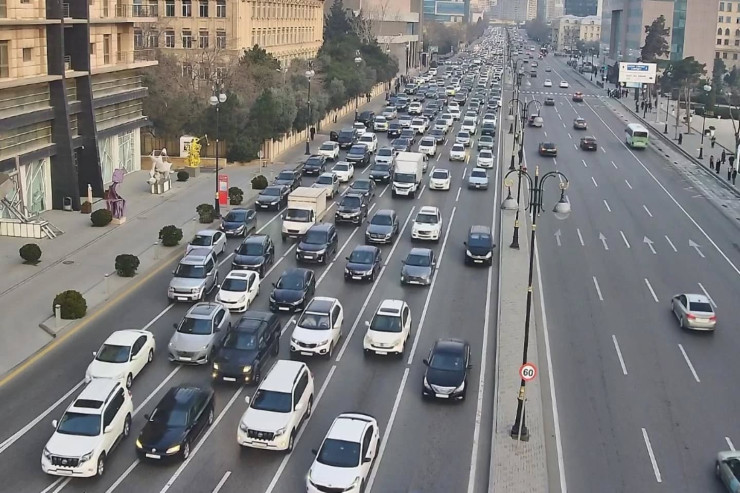 Bakıda bu yollarda sıxlıq var - SİYAHI  