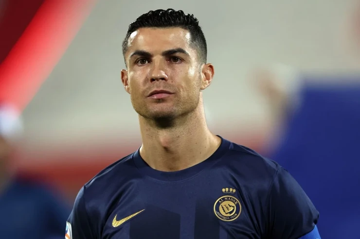 Kriştiano Ronaldo gələcək üçün  üç variantdan birini   seçməlidir