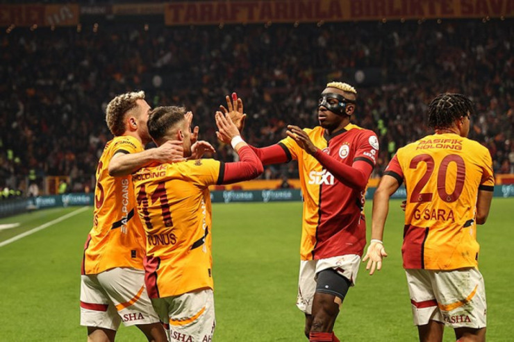 “Galatasaray” səfərdə qələbə  qazandı