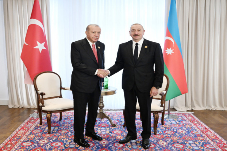 İlham Əliyev Xankəndidə Türkiyə prezidenti ilə görüşdü