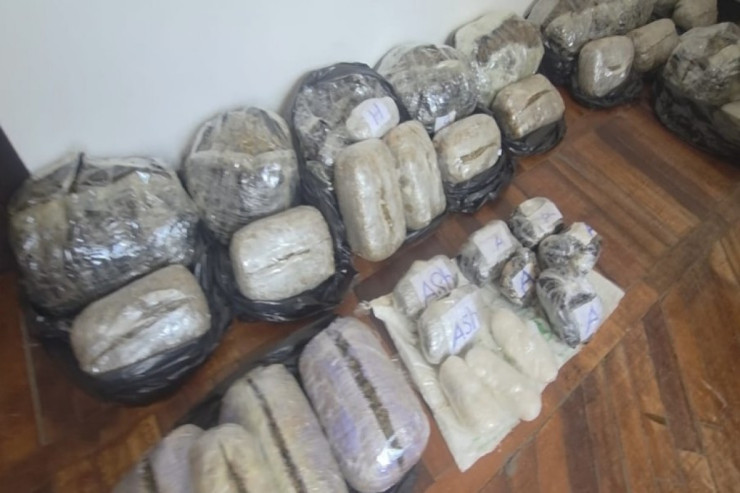 İranla sərhəddə birgə əməliyyat: 42 kilo narkotikin Azərbaycana keçirilməsinin qarşısı alındı