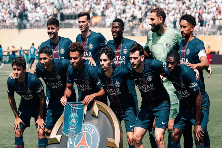 PSJ “Liverpul”u qabaqladı: planetin ən yaxşı futbol komandaları reytinqində