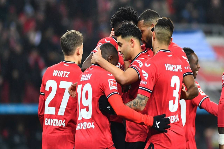 “Bayer” 23 yaşlı amerikalı futbolçunu aldı