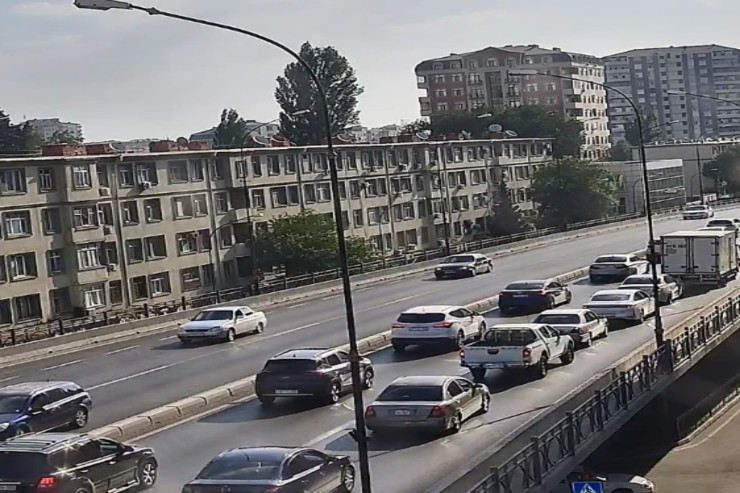 Bakıda bu yollarda sıxlıq var - SİYAHI 
