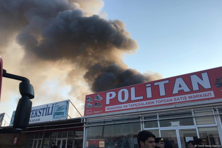 "Sədərək" ticarət mərkəzində yanğın 