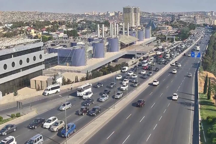 Bakıda bu yollarda sıxlıq var - SİYAHI