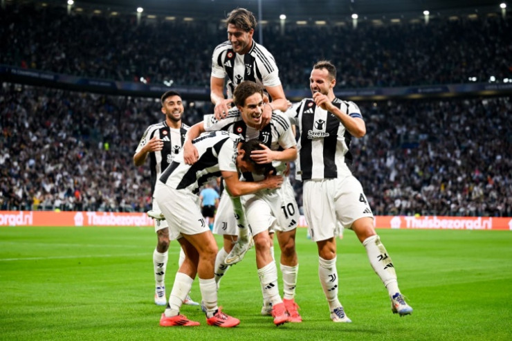 Baş məşqçi 5 futbolçunu toxunulmaz elan etdi