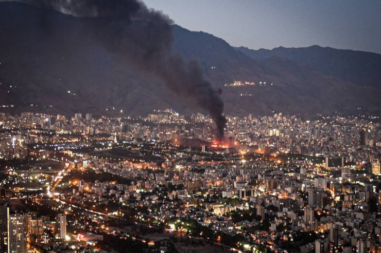 İsrail Tehran ətrafında hücum əməliyyatına başladı