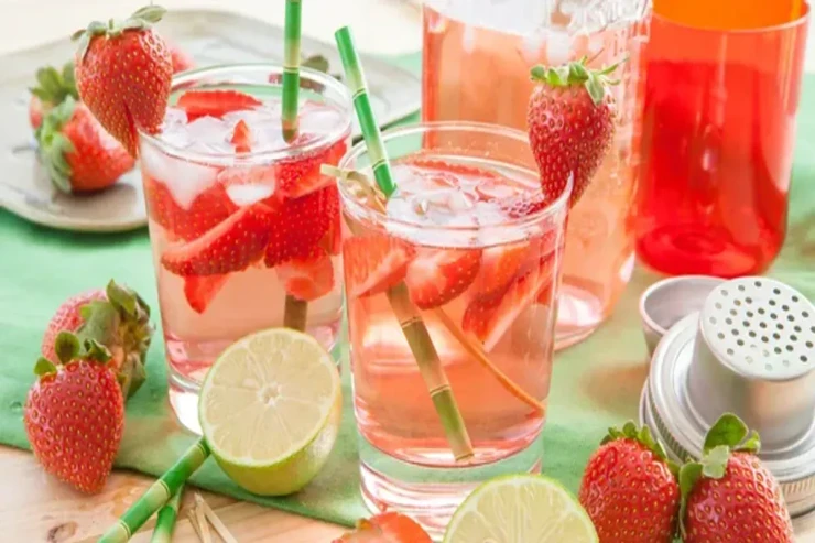 Klassik çiyələkli limonad RESEPTLƏRİ 