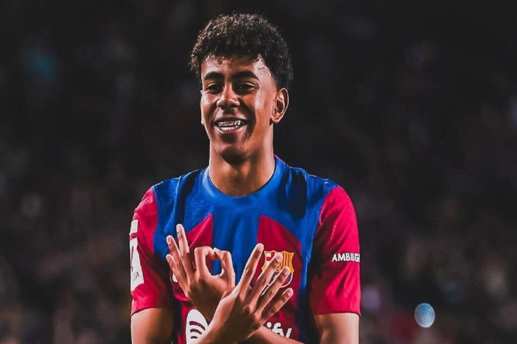 Lamin Yamal sevimli oyunçusunun  adını çəkdi - bu, Neymar və Messi  deyil