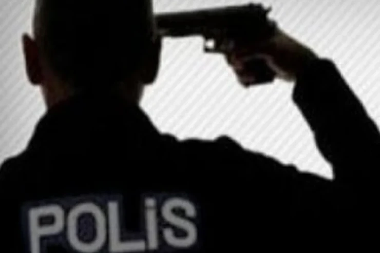 Polis zabiti  özünü güllələdi 