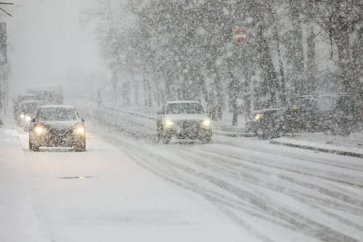 10 dərəcə  şaxta olacaq,   yollar  buz bağlayacaq  - Sabahın HAVASI