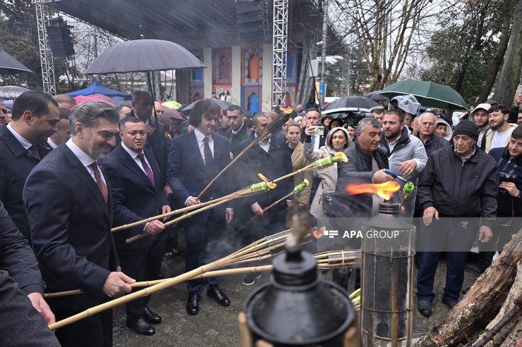 Gürcüstanın Prezidenti və Baş naziri Novruz bayramı şənliyində-VİDEO 