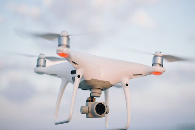 Azərbaycana gətirdikləri dron əllərindən alındı