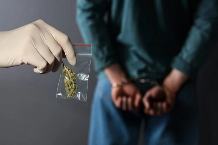 Polisdən Bakı və Sumqayıtda ƏMƏLİYYAT:  Altı kilo narkotik  aşkarlandı