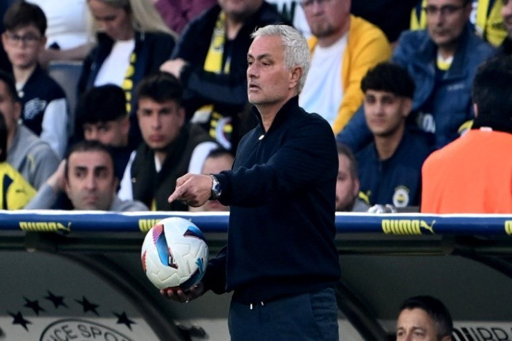 Joze Mourinyoya Rusiyadan DƏVƏT: “Gəlməyə hazırdır”