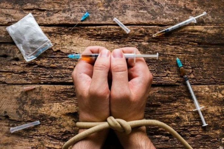 36 mindən çox narkomaniya xəstəsinin yetərincə həkimi yoxdur – RƏQƏMLƏR AÇIQLANDI