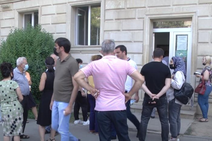 Həkimlərin “limit”i  niyə tez bitir? – Şikayətlər çoxalır