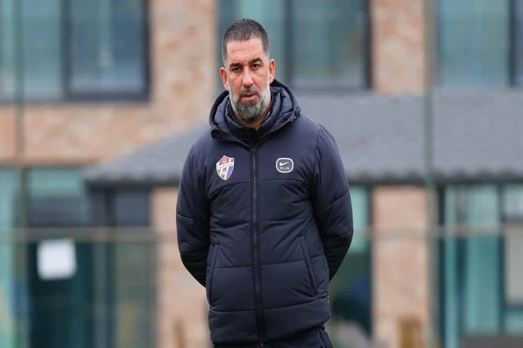 Bu klub Arda Turanı baş məşqçi postuna çağırdı