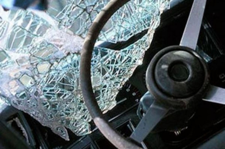 Tərtərdə "Mercedes"lə "Prius" toqquşdu, 4 yaralı var