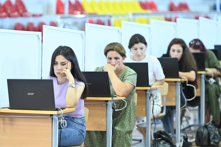 Müəllimlər yenə imtahan edilir