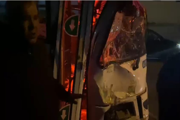 Bakıda iki sərnişin avtobusu toqquşdu 