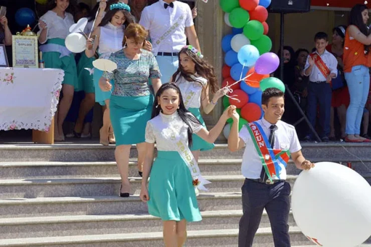 "Son zəng"in tarixi AÇIQLANDI