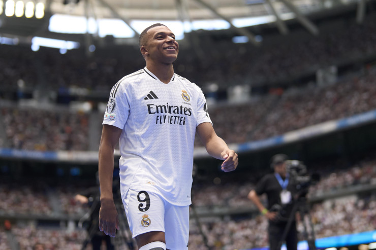 Kilian Mbappe “Qızıl buts” mükafatını qazandı