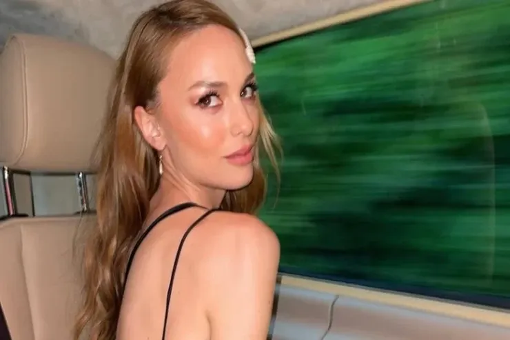 Serialların ulduzu YENİ SEVGİLİSİ  ilə yaxalandı