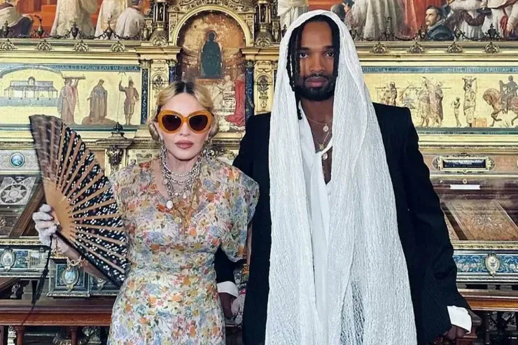 Madonna özündən 37 yaş kiçik sevgilisi  ilə evlənir