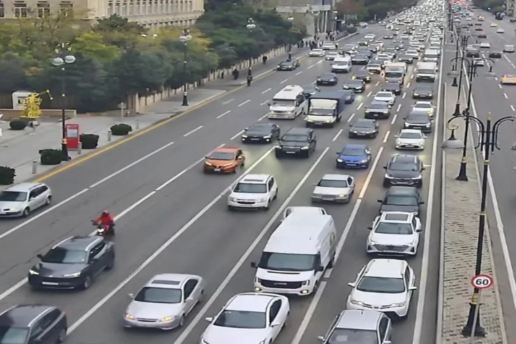 Bakıda bu yollarda sıxlıq var - SİYAHI 