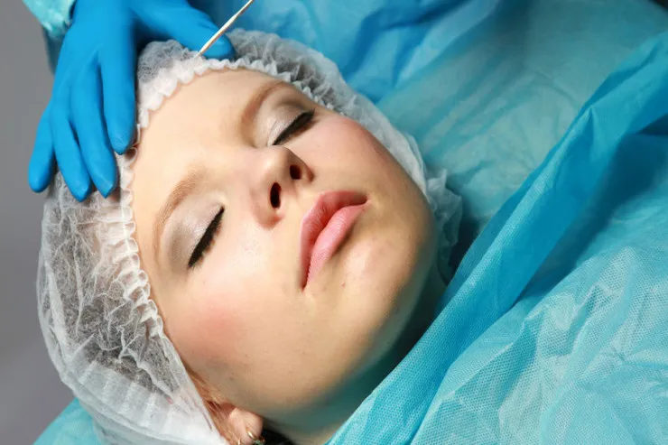 Sevgilisinin 140 min dollarını  plastik əməliyyata xərclədi