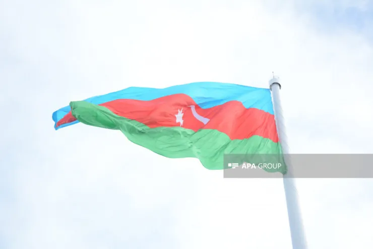 Azərbaycanda Dövlət Bayrağı  Günüdür