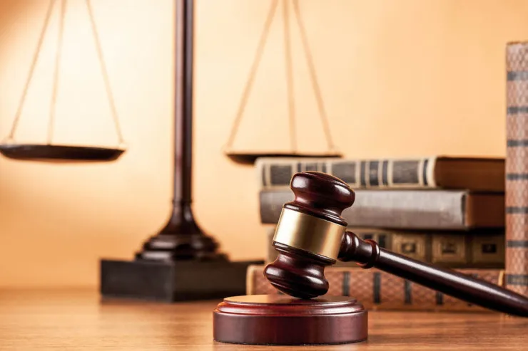 İnternetdə qumar oyunu təşkil edənlərin MƏHKƏMƏSİ BAŞLAYIR 