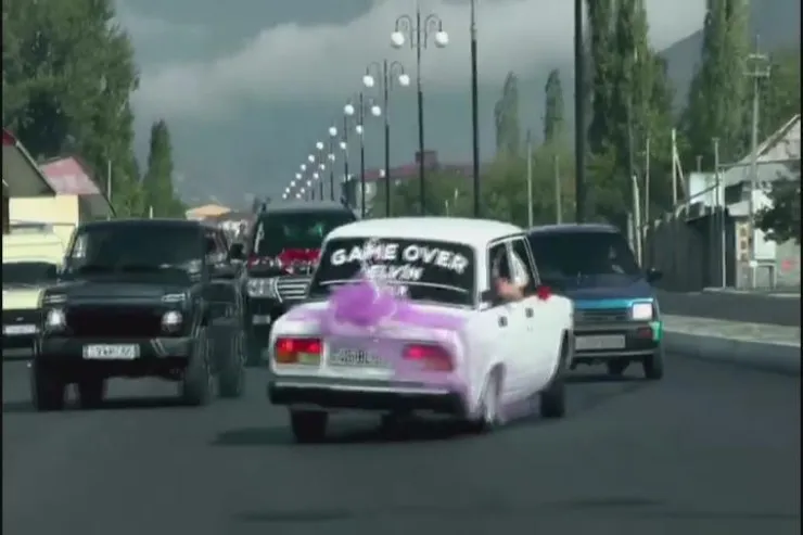 Qubada toy karvanında qaydaları pozan  8 nəfər saxlanıldı