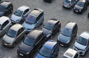 Çin maşınları casus kimi:  hərbçilərə içərisində danışmaq  qadağandır