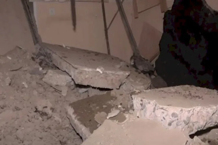 Goranboyda mənzilin tavanı çökdü, xəsarət alan var 