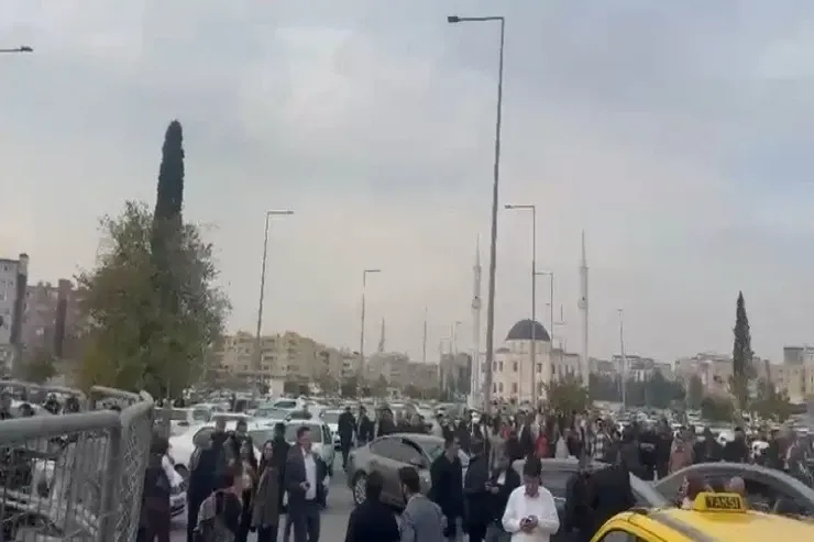 Türkiyədə məhkəmə binasında PARTLAYIŞ:  yaralılar var