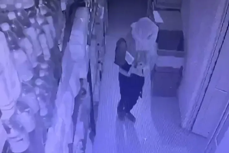 Abşeronda marketlərdən silsilə  OĞURLUQ - HADİSƏ ANI