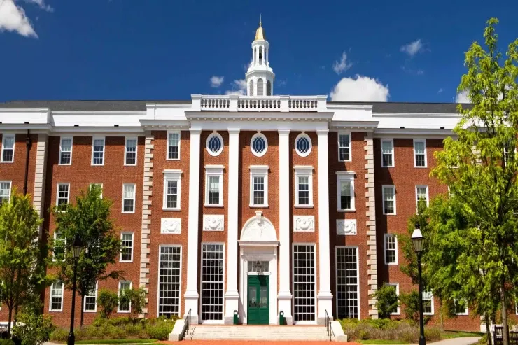 Harvard Trampla razılaşdı - 500 milyon dollar ödəyəcək 
