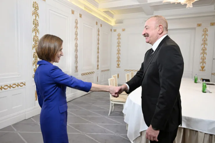 İlham Əliyev Kopenhagendə Moldova Prezidenti ilə görüşdü