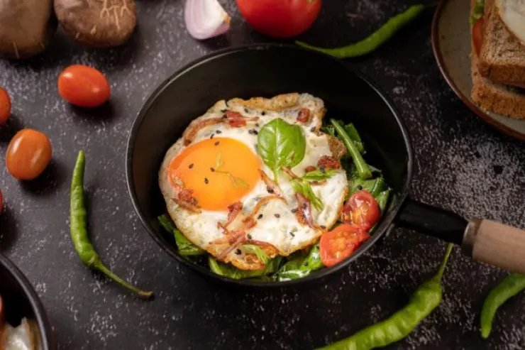 Yumurtanı daha da dadlı  etmək üçün 5 MƏHSUL 